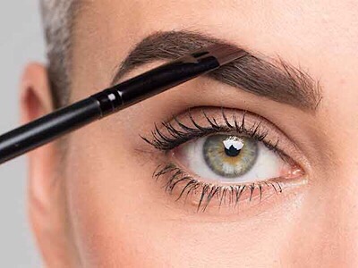 Wie du deine Augenbrauen schminkst